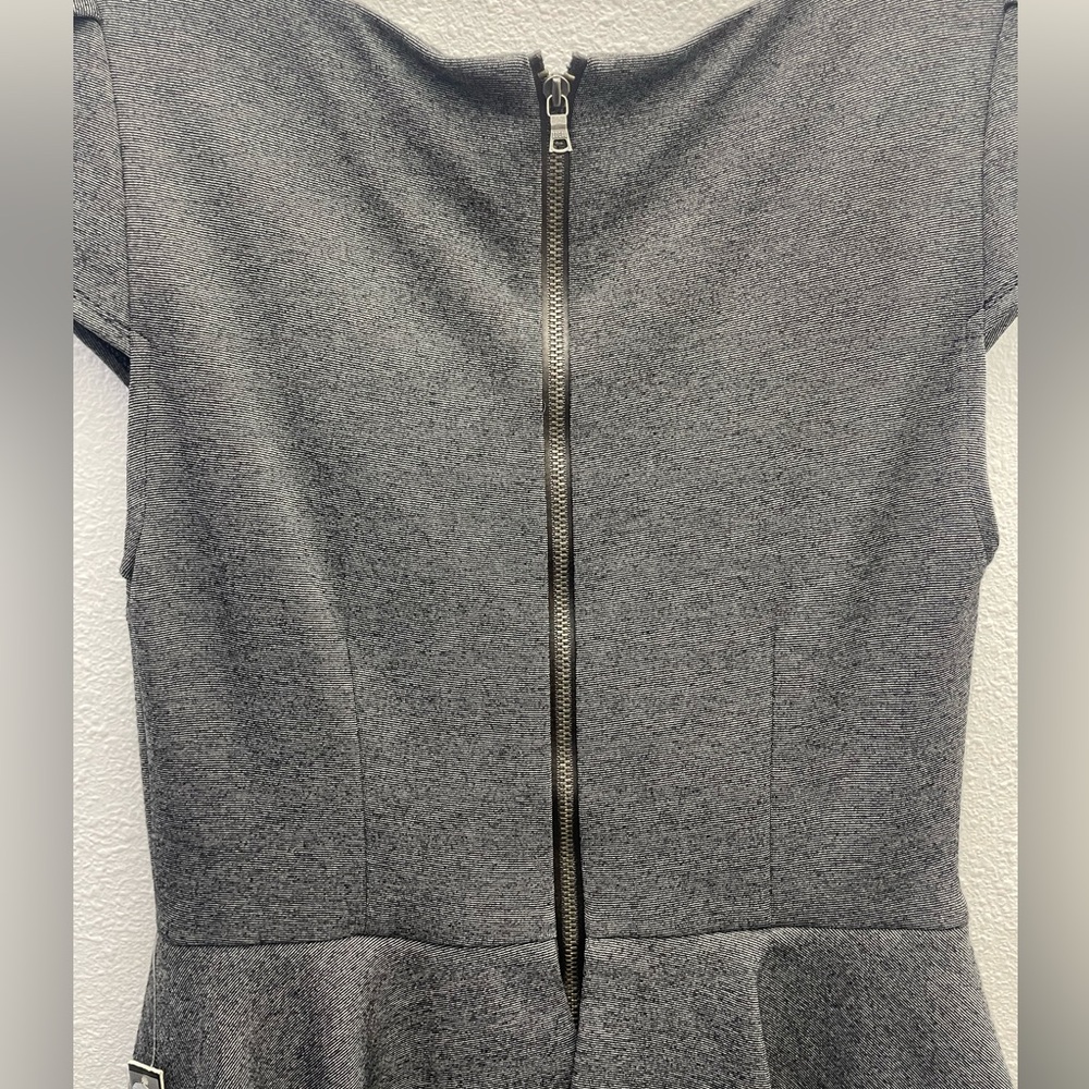 Alice + Olivia Gray Peplum Dress - Picture 6 of 13